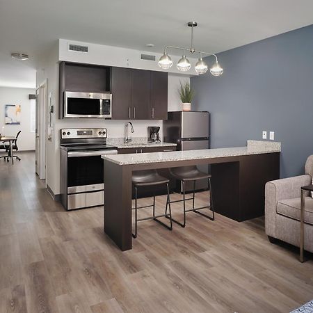 Stayapt Suites Atlanta-ヌーナン エクステリア 写真